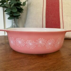 Vintage PYREX Pink Daisy Cinderella Casserole Baking Dish No Lid 043 1-1/2 Quart